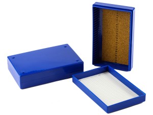 Etui na szkiełka mikroskopowe 25 miejsc z korkową wyściółką niebieskie