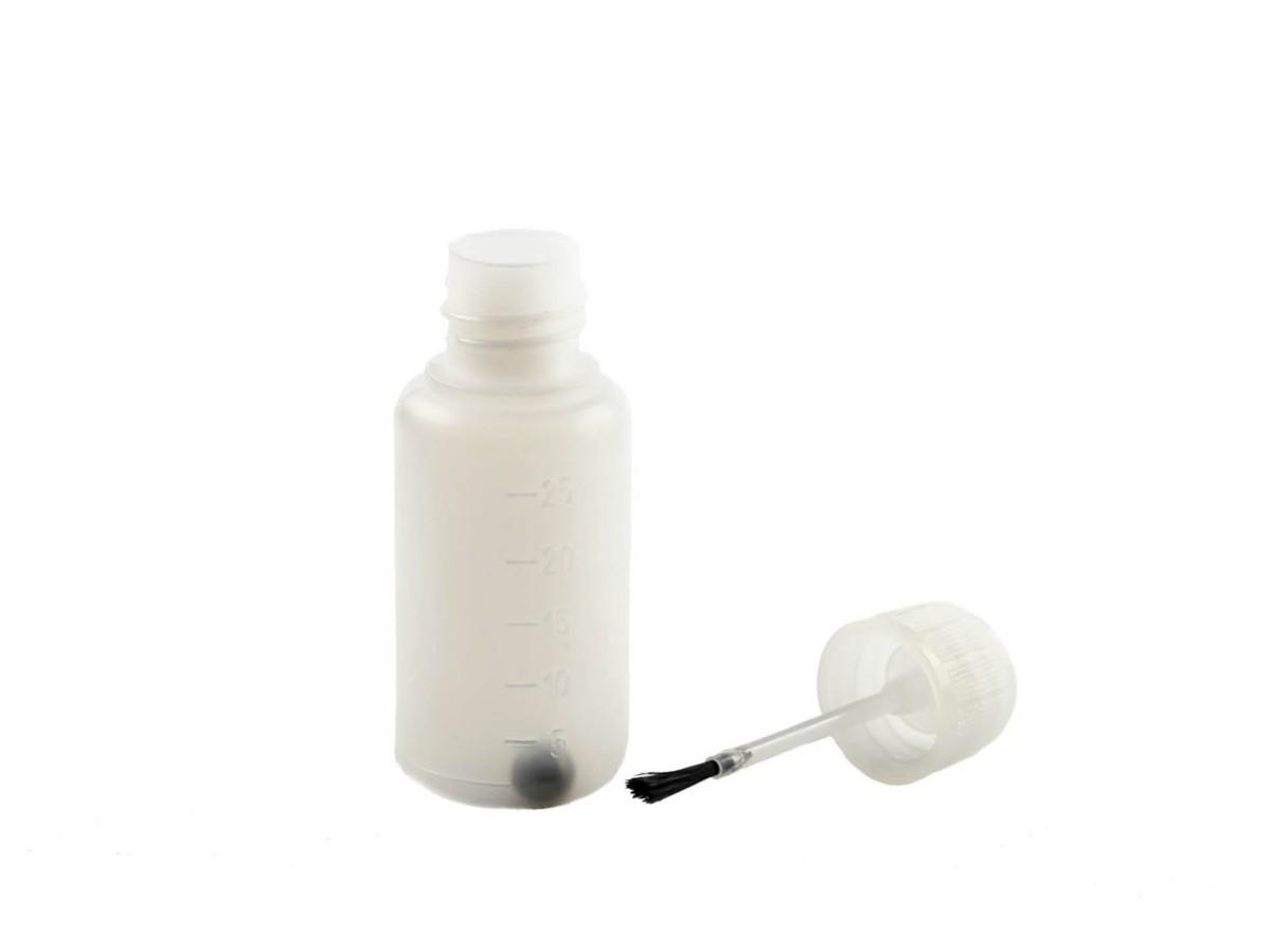 Butelka HDPE 25 ml + nakrętka z pędzelkiem i kulką metalową