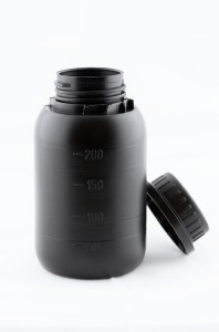 Butelka HDPE 250 ml czarna z nakrętką z plombą